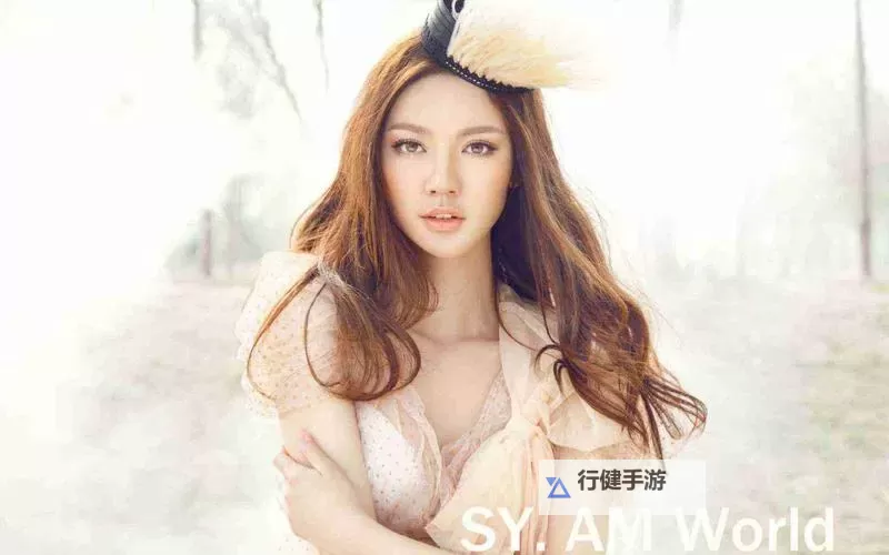 伊人激情在线：深度探索网络时代的情感表达图1