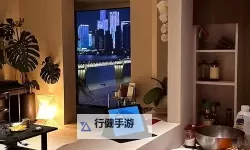 在厨房做了美味佳肴的温馨时刻