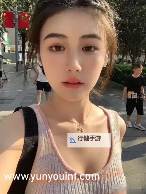 丁香婷婷六月：夏日里的芬芳与青春图1