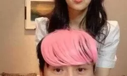 天日天日天天碰碰：悠然漫步中的日常趣味与心灵碰撞