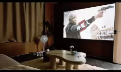 九草骚影院：城市夜影里的隐秘影像