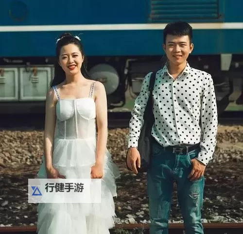 最美情侣免费视频：用镜头定格他们的温柔岁月图1