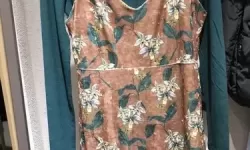 卓多姿冬装：在寒风中绽放的优雅